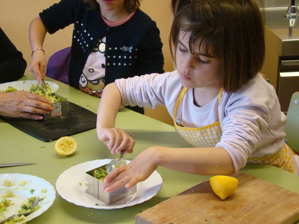 Taller de Cuina amb família al CEIP Mare de Déu del Carme